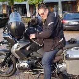 Mit dem Motorrad zum Kunden - Entrümpler Schneider Saarbrücken